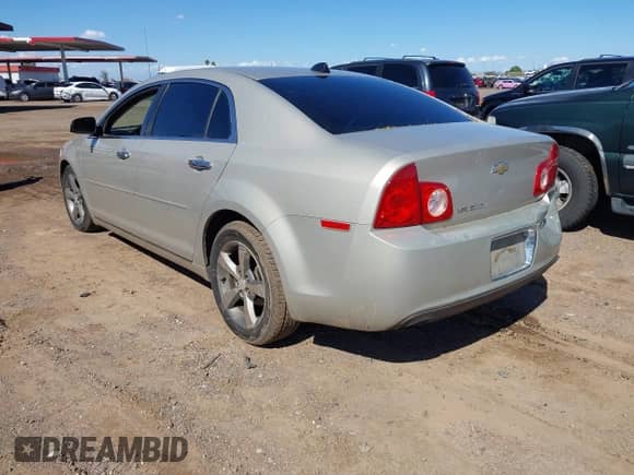 2012 Chevrolet Malibu 1LT с VIN 1G1ZC5E09CF304877, выставлен на аукционе IAAI как лот 43449707 с пробегом 317 404 миль миль и . История ставок и продаж доступна на DreamBid. Изображение 3.