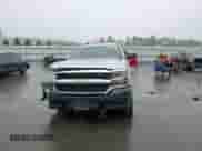 2019 Chevrolet Silverado 1500 Work Truck z VIN 2GCVKNEC7K1174137, wystawiony jako Copart lot #55975285 z przebiegiem Nie podano mil oraz Szkoda całkowita • Salvage title. Historia ofert i sprzedaży dostępna na DreamBid. Obrazek 13.