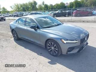 2021 Volvo S60 Momentum с VIN 7JR102FZXMG123017, выставлен на аукционе IAAI как лот 43179716 с пробегом 28 980 миль миль и . История ставок и продаж доступна на DreamBid. Изображение 1.