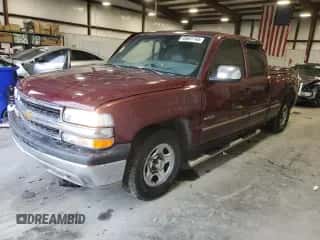 2002 Chevrolet Silverado 1500 LS z VIN 2GCEC19V121139126, wystawiony jako Copart lot #89691745 z przebiegiem 299 579 mil mil oraz Szkoda całkowita • Salvage title. Historia ofert i sprzedaży dostępna na DreamBid. Obrazek 1.