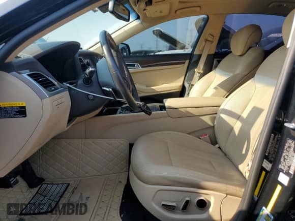 2016 Hyundai Genesis 3.8L с VIN KMHGN4JE4GU129097, выставлен на аукционе Copart как лот 67095095 с пробегом 104 347 миль миль и Списание • Salvage title. История ставок и продаж доступна на DreamBid. Изображение 7.