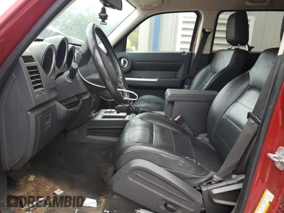 2007 Dodge Nitro R/T with VIN 1D8GT58637W731719, listed as a Copart auction lot 55774025 with 138,666 mi miles and Salvage title. Bid and sale history available at DreamBid. Image 7.