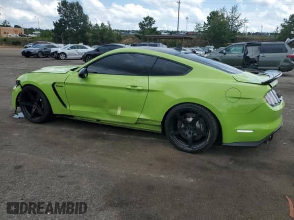 2020 Ford Mustang Shelby GT350 with VIN 1FA6P8JZXL5550966, listed as a Copart auction lot 66801535 with 28,972 mi miles and Salvage title. Bid and sale history available at DreamBid. Image 2.