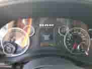 2025 Ram 1500 Big Horn z VIN 1C6RRFFG2SN536384, wystawiony jako Copart lot #90044455 z przebiegiem 10 815 mil mil oraz Szkoda całkowita • Salvage title. Historia ofert i sprzedaży dostępna na DreamBid. Obrazek 9.