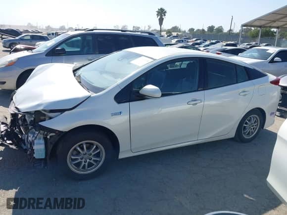 2019 Toyota Prius Plus с VIN JTDKARFP9K3118239, выставлен на аукционе IAAI как лот 42561130 с пробегом 96 756 миль миль и . История ставок и продаж доступна на DreamBid. Изображение 14.