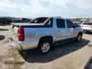 2010 Chevrolet Avalanche LT z VIN 3GNVKFE05AG243268, wystawiony jako Copart lot #71022125 z przebiegiem 251 988 mil mil oraz Szkoda całkowita • Salvage title. Historia ofert i sprzedaży dostępna na DreamBid. Obrazek 3.