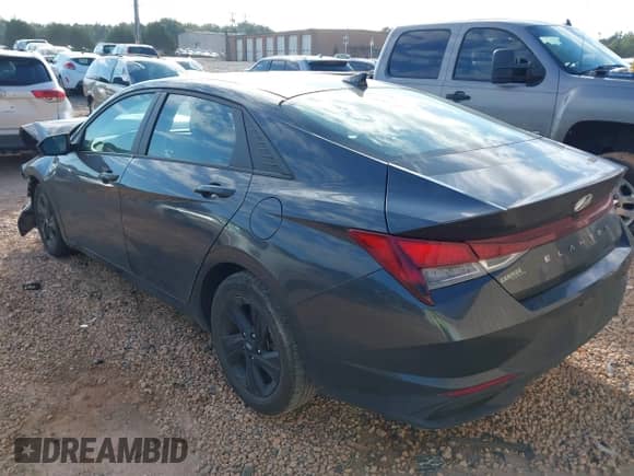 2021 Hyundai Elantra SEL с VIN 5NPLM4AG5MH000881, выставлен на аукционе IAAI как лот 43188633 с пробегом 85 451 миль миль и . История ставок и продаж доступна на DreamBid. Изображение 3.