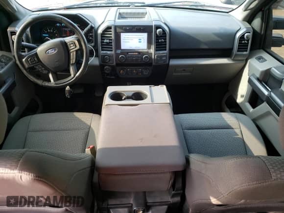 2019 Ford F-150 XL with VIN 1FTFW1E1XKFC69378, listed as a Copart auction lot 64270365 with 117,913 mi miles and Salvage title. Bid and sale history available at DreamBid. Image 8.