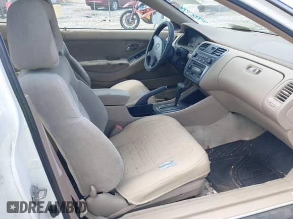 2002 Honda Accord with VIN 1HGCG32262A021717, listed as a IAAI auction lot 41918344 with 227,628 mi miles and . Bid and sale history available at DreamBid. Image 5.