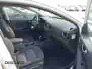 2017 Hyundai Ioniq Blue с VIN KMHC65LC0HU056177, выставлен на аукционе IAAI как лот 43201502 с пробегом 114 625 миль миль и . История ставок и продаж доступна на DreamBid. Изображение 5.