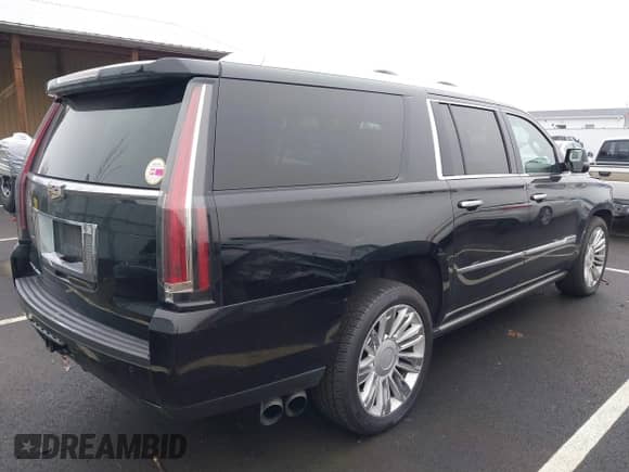 2016 Cadillac Escalade ESV Platinum с VIN 1GYS4KKJ5GR453707, выставлен на аукционе IAAI как лот 41359649 с пробегом 175 811 миль миль и . История ставок и продаж доступна на DreamBid. Изображение 4.