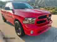 2021 Ram 1500 Tradesman z VIN 1C6RR6FG2MS530590, wystawiony jako Copart lot #68560715 z przebiegiem 10 948 mil mil oraz Czysty tytuł • Clean title. Historia ofert i sprzedaży dostępna na DreamBid. Obrazek 1.