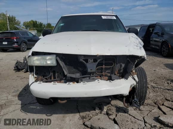 2004 Chevrolet Blazer LS with VIN 1GNDT13X54K146919, listed as a Copart auction lot 71603905 with Not provided miles and Salvage title. Bid and sale history available at DreamBid. Image 5.