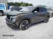 2025 Nissan Kicks SR с VIN 3N8AP6DB4SL340194, выставлен на аукционе Copart как лот 70644035 с пробегом 515 миль миль и Списание • Salvage title. История ставок и продаж доступна на DreamBid. Изображение 1.