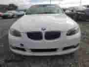 2008 BMW 3 Series 328i z VIN WBAWR33538P150421, wystawiony jako Copart lot #86551965 z przebiegiem 119 955 mil mil oraz Czysty tytuł • Clean title. Historia ofert i sprzedaży dostępna na DreamBid. Obrazek 5.