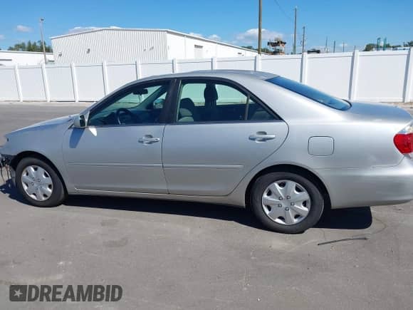 2006 Toyota Camry STD с VIN 4T1BE32K06U657730, выставлен на аукционе IAAI как лот 43474308 с пробегом 151 238 миль миль и . История ставок и продаж доступна на DreamBid. Изображение 15.