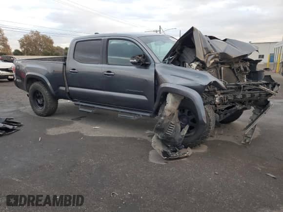 2021 Toyota Tacoma SR5 с VIN 3TMDZ5BN2MM108586, выставлен на аукционе Copart как лот 84925984 с пробегом 112 793 миль миль и Списание • Salvage title. История ставок и продаж доступна на DreamBid. Изображение 4.