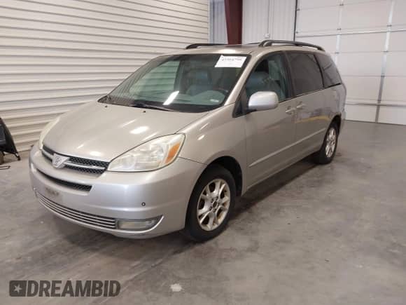 2004 Toyota Sienna XLE z VIN 5TDBA22C14S028367, wystawiony jako IAAI lot #43364798 z przebiegiem 268 857 mil mil oraz . Historia ofert i sprzedaży dostępna na DreamBid. Obrazek 2.