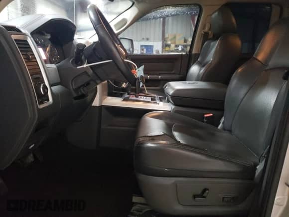 2009 Dodge 1500 ST с VIN 1D3HB18T89S780694, выставлен на аукционе Copart как лот 82436214 с пробегом 152 727 миль миль и Списание • Salvage title. История ставок и продаж доступна на DreamBid. Изображение 7.