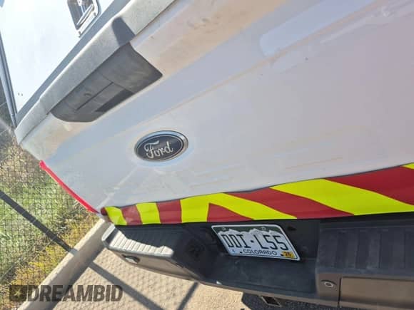 2022 Ford F-150 XL z VIN 1FTFX1E56NKE10474, wystawiony jako IAAI lot #43610339 z przebiegiem 42 801 mil mil oraz . Historia ofert i sprzedaży dostępna na DreamBid. Obrazek 33.