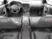 2001 Chevrolet Camaro Z28 z VIN 2G1FP22G612147069, wystawiony jako Copart lot #73598774 z przebiegiem 84 473 mil mil oraz Nie do naprawy • Non repairable. Historia ofert i sprzedaży dostępna na DreamBid. Obrazek 8.