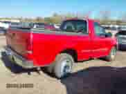 1998 Ford F-150 z VIN 2FTZF1726WCA70395, wystawiony jako IAAI lot #43529689 z przebiegiem 160 470 mil mil oraz . Historia ofert i sprzedaży dostępna na DreamBid. Obrazek 4.