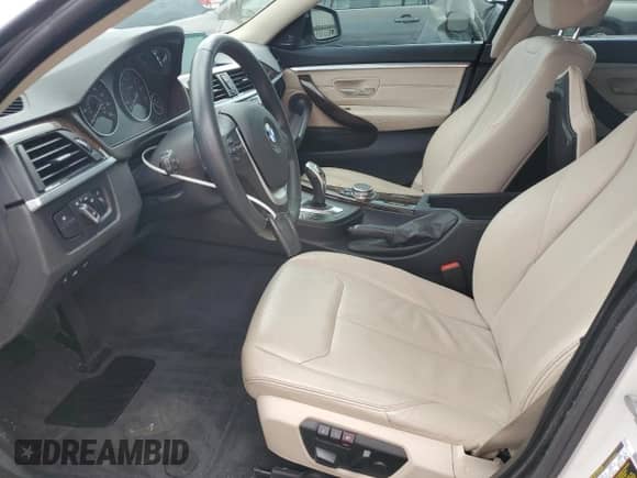 2015 BMW 4 Series 428i xDrive z VIN WBA4C9C5XFD331770, wystawiony jako Copart lot #68122435 z przebiegiem 85 140 mil mil oraz Szkoda całkowita • Salvage title. Historia ofert i sprzedaży dostępna na DreamBid. Obrazek 7.