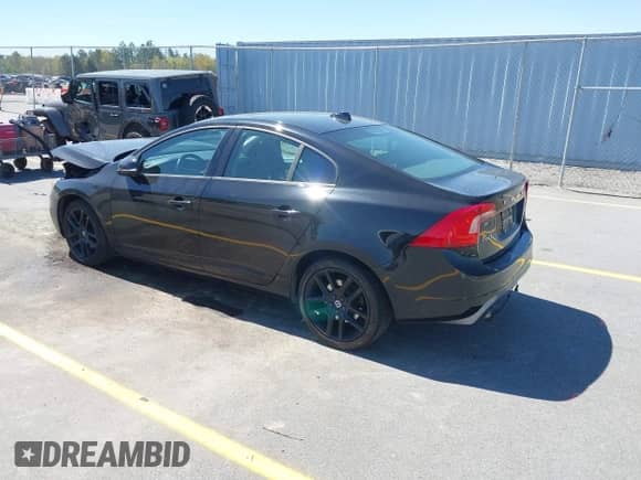 2018 Volvo S60 Dynamic с VIN YV126MFL0J2455110, выставлен на аукционе IAAI как лот 41862366 с пробегом 66 813 миль миль и . История ставок и продаж доступна на DreamBid. Изображение 3.