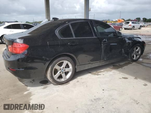 2014 BMW 3 Series 328i xDrive с VIN WBA3B5G50ENS08599, выставлен на аукционе Copart как лот 81977155 с пробегом 130 044 миль миль и Чистый • Clean title. История ставок и продаж доступна на DreamBid. Изображение 3.