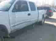 2004 GMC Sierra 1500 SLT с VIN 2GTEK19T741248095, выставлен на аукционе IAAI как лот 41777742 с пробегом 142 612 миль миль и . История ставок и продаж доступна на DreamBid. Изображение 12.