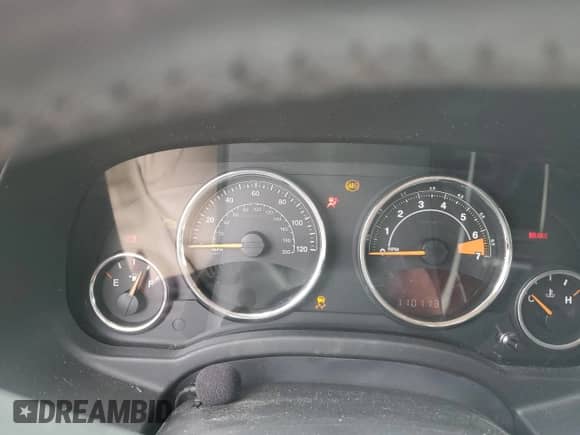 2016 Jeep Compass Latitude with VIN 1C4NJCEBXGD651394, listed as a Copart auction lot 54267375 with 110,113 mi miles and Salvage title. Bid and sale history available at DreamBid. Image 9.