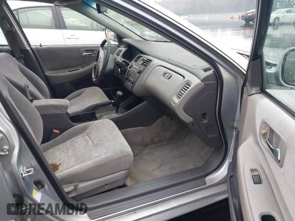 2002 Honda Accord SE z VIN 1HGCG66872A105867, wystawiony jako IAAI lot #42904295 z przebiegiem 167 277 mil mil oraz . Historia ofert i sprzedaży dostępna na DreamBid. Obrazek 5.