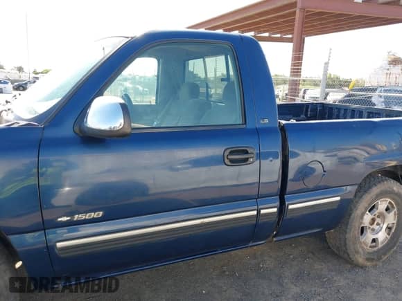 1999 Chevrolet Silverado 1500 LS с VIN 1GCEC14V1XZ170723, выставлен на аукционе IAAI как лот 42640065 с пробегом 346 957 миль миль и . История ставок и продаж доступна на DreamBid. Изображение 14.