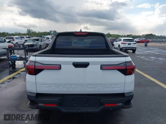 2024 Hyundai Santa Cruz SEL с VIN 5NTJB4DE0RH102167, выставлен на аукционе IAAI как лот 43030729 с пробегом 18 010 миль миль и . История ставок и продаж доступна на DreamBid. Изображение 16.