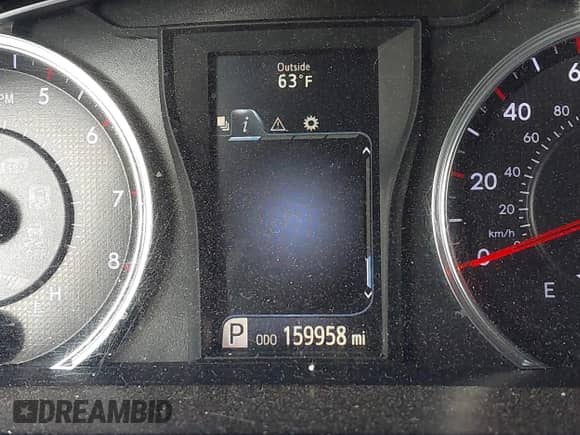 2015 Toyota Camry SE z VIN 4T1BF1FK7FU045200, wystawiony jako IAAI lot #43292496 z przebiegiem 159 958 mil mil oraz . Historia ofert i sprzedaży dostępna na DreamBid. Obrazek 16.