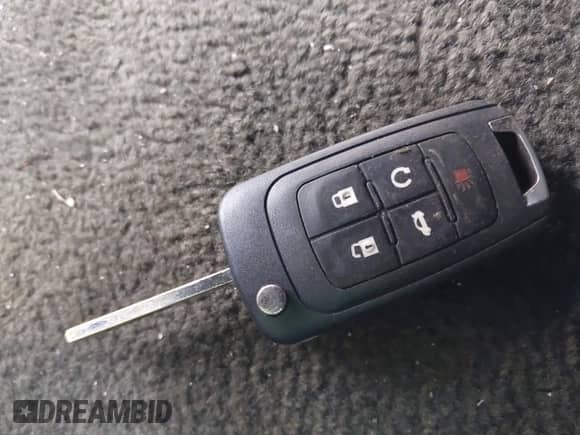 2013 Chevrolet Malibu LT с VIN 1G11E5SA1DF310100, выставлен на аукционе IAAI как лот 41960834 с пробегом 256 936 миль миль и . История ставок и продаж доступна на DreamBid. Изображение 11.