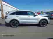 2025 Kia Sorento SX Prestige with VIN KNDRKDJGXS5306648, listed as a IAAI auction lot 42043229 with 11,041 mi miles and . Bid and sale history available at DreamBid. Image 13.