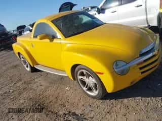 2004 Chevrolet SSR LS с VIN 1GCES14P24B109650, выставлен на аукционе IAAI как лот 40680359 с пробегом 28 279 миль миль и . История ставок и продаж доступна на DreamBid. Изображение 1.