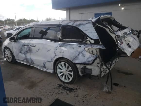 2018 Honda Odyssey Elite with VIN 5FNRL6H96JB096658, listed as a Copart auction lot 81622375 with 181,785 mi miles and Non repairable. Bid and sale history available at DreamBid. Image 2.