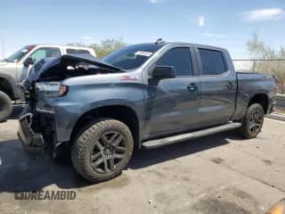 2021 Chevrolet Silverado 1500 LT Trail Boss с VIN 1GCPYFED9MZ408312, выставлен на аукционе Copart как лот 70658435 с пробегом 51 008 миль миль и Списание • Salvage title. История ставок и продаж доступна на DreamBid. Изображение 1.