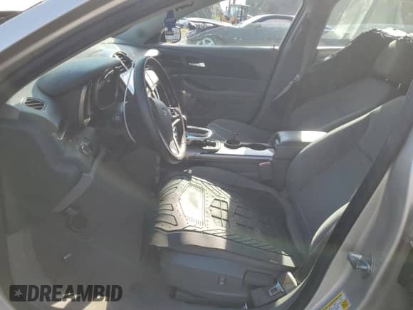 2013 Chevrolet Malibu LS с VIN 1G11B5SA6DF187645, выставлен на аукционе Copart как лот 70382395 с пробегом Не указан миль и Списание • Salvage title. История ставок и продаж доступна на DreamBid. Изображение 7.