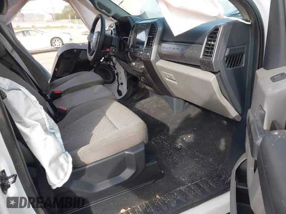 2022 Ford F-250 XL with VIN 1FT7W2BT3NEF14970, listed as a IAAI auction lot 43517087 with 34,043 mi miles and . Bid and sale history available at DreamBid. Image 5.