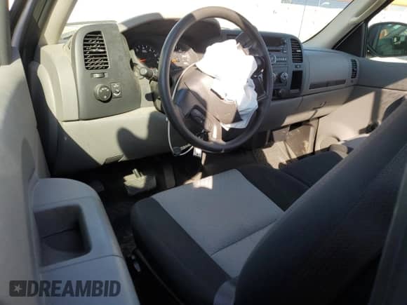 2009 Chevrolet Silverado 1500 Work Truck with VIN 1GCEC14C79Z130972, listed as a Copart auction lot 71956185 with 24,806 mi miles and Salvage title. Bid and sale history available at DreamBid. Image 8.