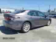 2023 Toyota Camry LE z VIN 4T1C11AK8PU829929, wystawiony jako Copart lot #71752915 z przebiegiem 49 591 mil mil oraz Szkoda całkowita • Salvage title. Historia ofert i sprzedaży dostępna na DreamBid. Obrazek 3.