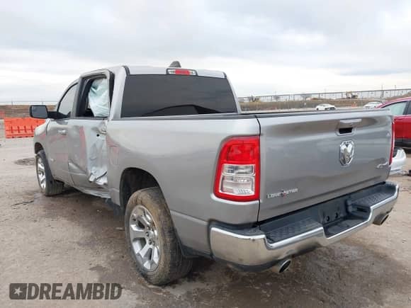 2021 Ram 1500 Big Horn z VIN 1C6SRFFT3MN796441, wystawiony jako IAAI lot #41318474 z przebiegiem 49 523 mil mil oraz . Historia ofert i sprzedaży dostępna na DreamBid. Obrazek 3.
