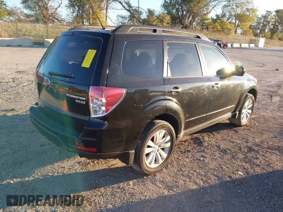 2013 Subaru Forester X Premium with VIN JF2SHADC6DH445492, listed as a IAAI auction lot 43478485 with 176,470 mi miles and . Bid and sale history available at DreamBid. Image 4.