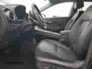 2021 Hyundai Kona Limited с VIN KM8K33AGXMU132626, выставлен на аукционе Copart как лот 70773845 с пробегом 14 153 миль миль и Списание • Salvage title. История ставок и продаж доступна на DreamBid. Изображение 7.