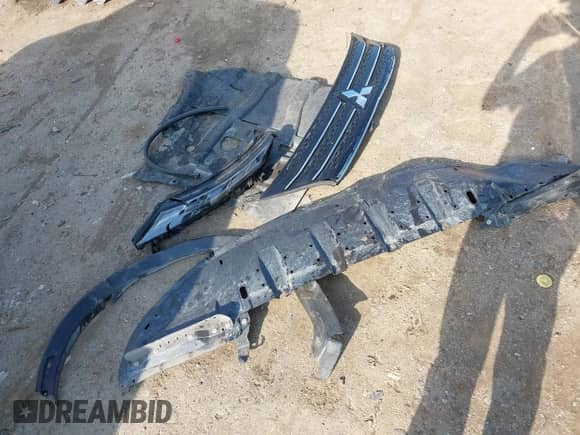 2023 Mitsubishi Outlander SEL z VIN JA4J4VA87PZ019896, wystawiony jako IAAI lot #42646987 z przebiegiem 22 494 mil mil oraz . Historia ofert i sprzedaży dostępna na DreamBid. Obrazek 12.