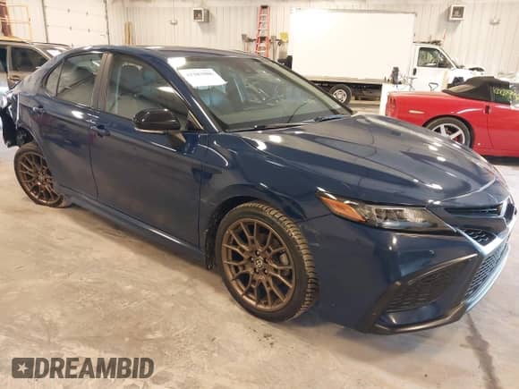 2023 Toyota Camry SE с VIN 4T1G11AK1PU134435, выставлен на аукционе IAAI как лот 42203886 с пробегом 27 163 миль миль и . История ставок и продаж доступна на DreamBid. Изображение 1.