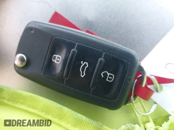 2014 Volkswagen Tiguan SEL with VIN WVGAV3AX9EW625726, listed as a IAAI auction lot 42401853 with 145,082 mi miles and . Bid and sale history available at DreamBid. Image 11.